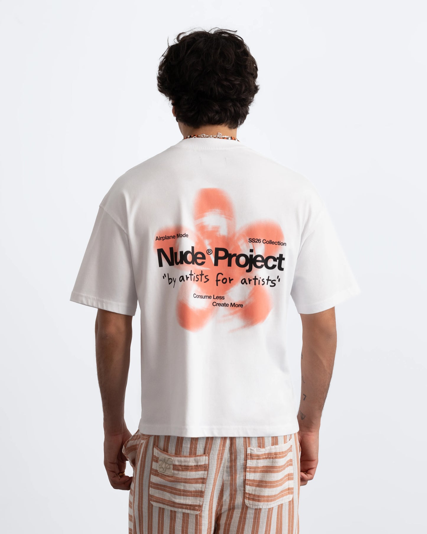 Jave Tee White